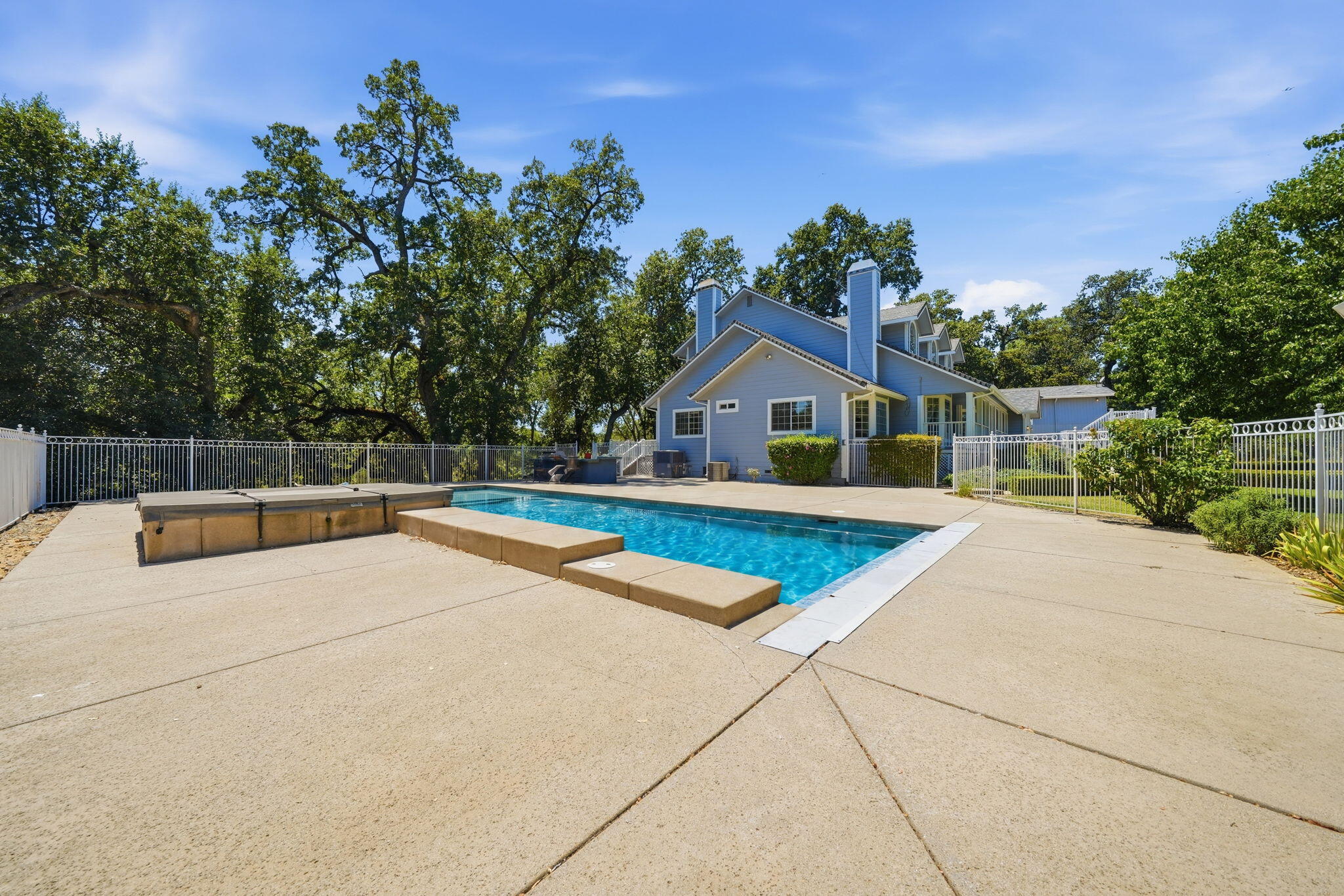 3016 Majestic Oak Circle