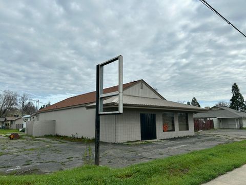 Photo of 6271 Eastside Road, Redding, CA 96001 (MLS # 26-768)