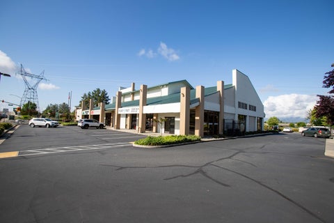 Photo of 1374 Hilltop Drive, Redding, CA 96003 (MLS # 26-2197)