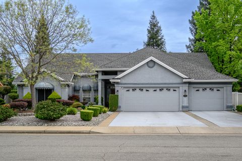 Photo of 2071 Hope Lane, Redding, CA 96003 (MLS # 26-1462)