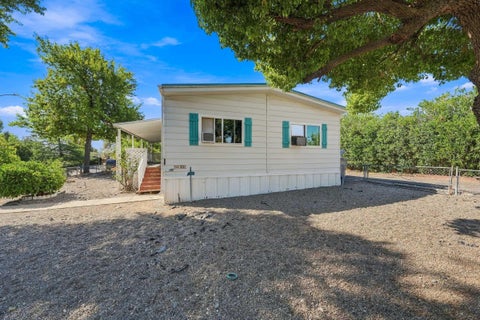Photo of 1030 Deerhaven Court, Redding, CA 96003 (MLS # 26-5128)
