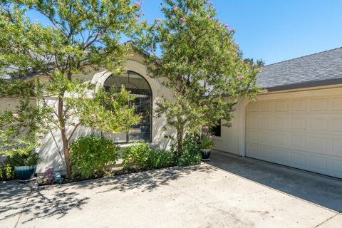 Photo of 8533 Maynard Road, Palo Cedro, CA 96073 (MLS # 25-3896)