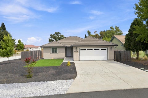 Photo of 19246 Sandpiper Lane, Cottonwood, CA 96022 (MLS # 26-1417)