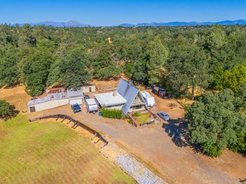 Photo of 10268 Deschutes Road, Palo Cedro, CA 96073 (MLS # 26-351)