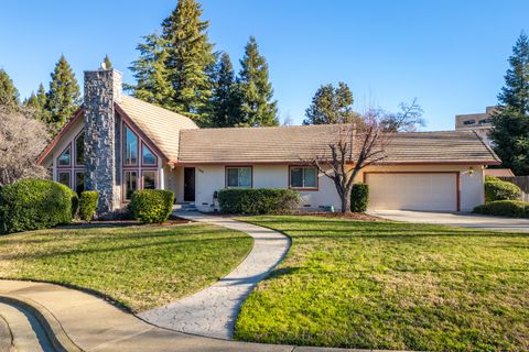 Photo of 500 Seavy Court, Redding, CA 96001 (MLS # 26-112)