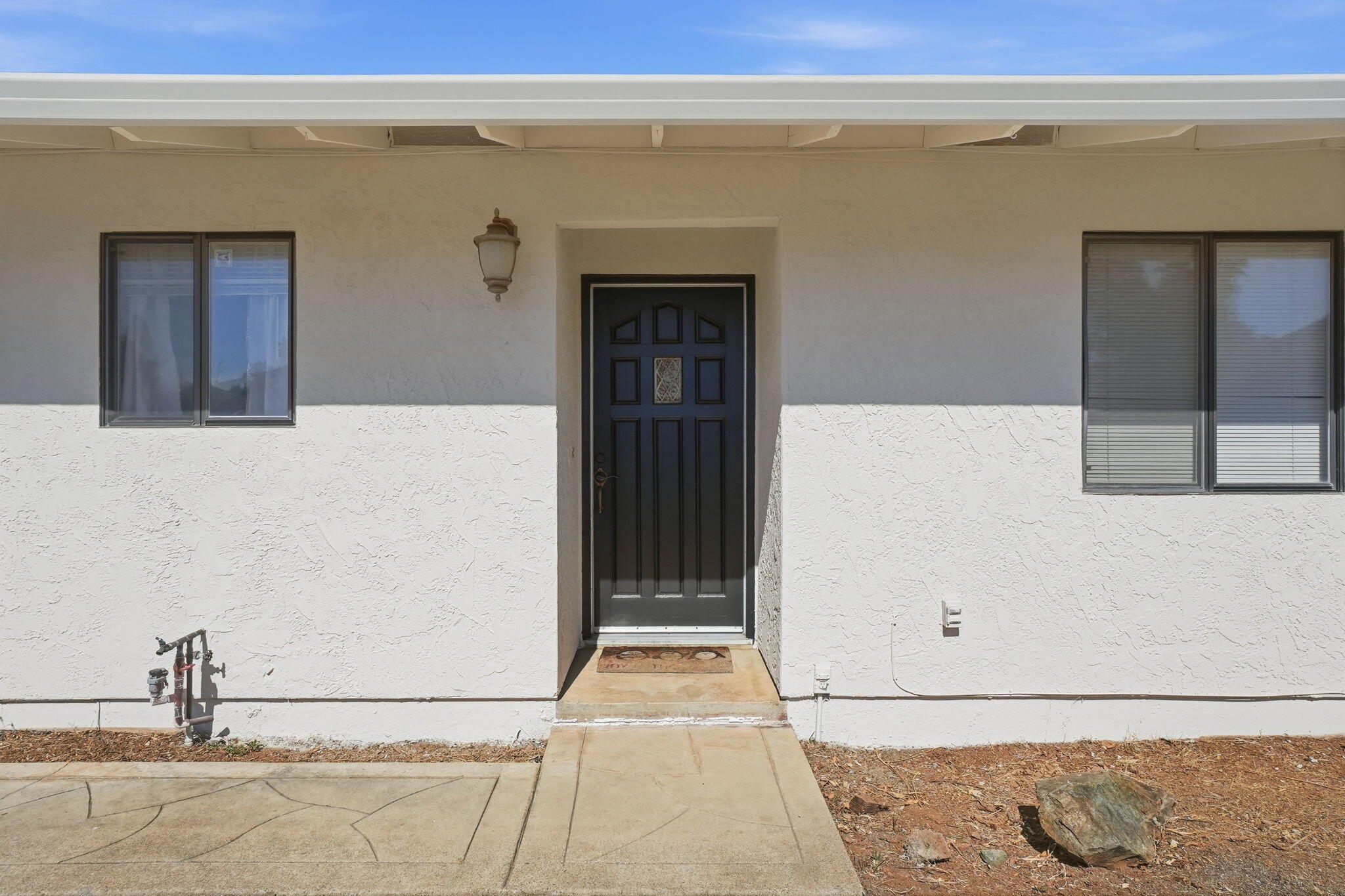 1852 Shasta Pines Way