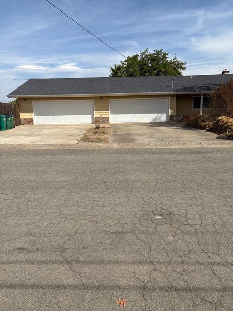 Photo of 4299 Pleasant Court, Cottonwood, CA 96022 (MLS # 26-5885)