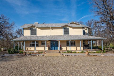 Photo of 15525 Bowman Road, Cottonwood, CA 96022 (MLS # 26-968)