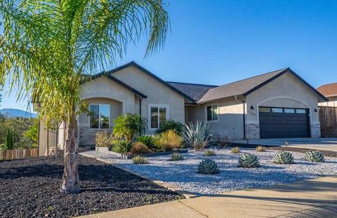 Photo of 1384 Spinnaker Drive, Redding, CA 96003 (MLS # 26-131)