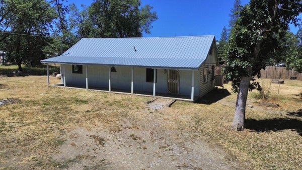 210 PINE AVE, HAYFORK, CA 96041 - Image 61c8f9a3b802e1a3458389656a78f2ef/2323372190