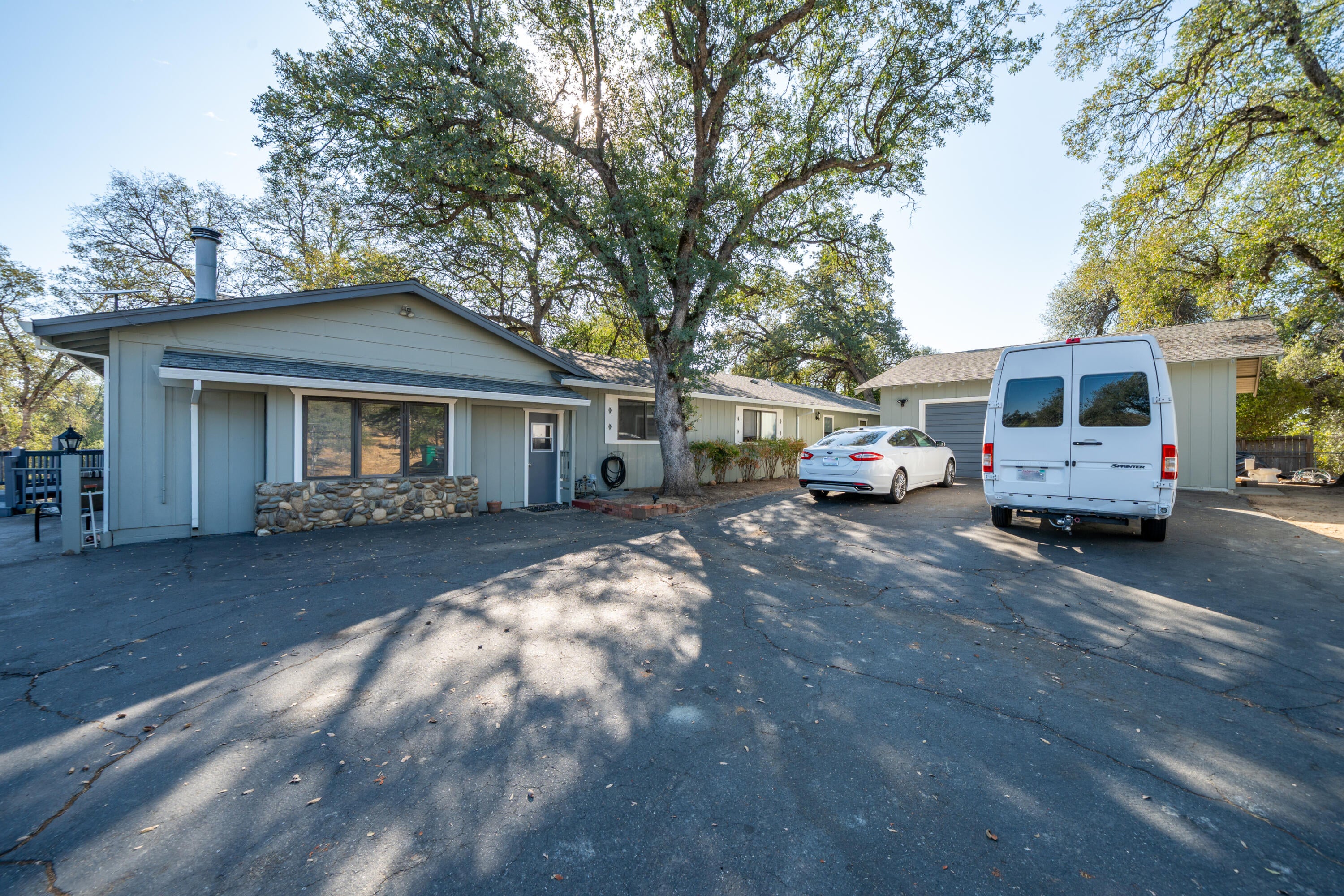 15799 Nauvoo Trail