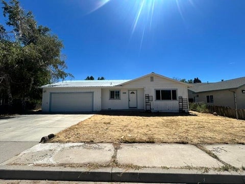 Photo of 524 Meadow View Drive, Susanville, CA 96130 (MLS # 26-5310)