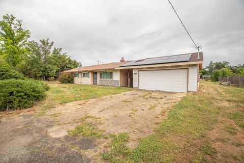 Photo of 8527 Patricia Drive, Redding, CA 96002 (MLS # 26-1903)