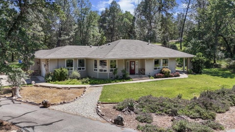 Photo of 11671 Mae Lane, Redding, CA 96003 (MLS # 26-5955)
