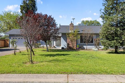 Photo of 5142 Huntington Drive, Redding, CA 96002 (MLS # 26-1169)