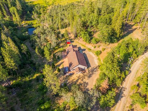 Photo of 15399 Star Flower Road, Oak Run, CA 96069 (MLS # 25-5213)