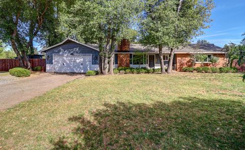 Photo of 4001 Alta Mesa Drive, Redding, CA 96002 (MLS # 26-1330)