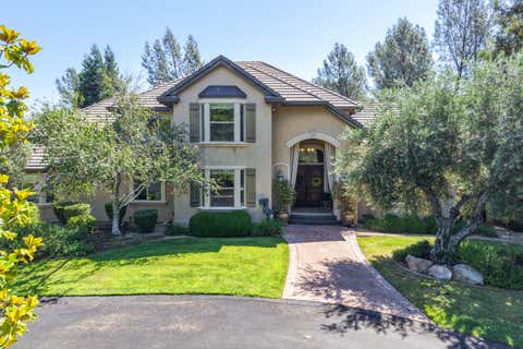 Photo of 15450 Middletown Park Drive, Redding, CA 96001 (MLS # 26-3321)