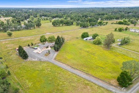 Photo of 22273 Lancelot Lane, Palo Cedro, CA 96073 (MLS # 26-2150)