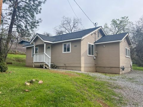 Photo of 3914 Red Bluff Street, Shasta Lake, CA 96019 (MLS # 26-701)