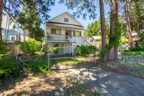 Photo of 6011 Snow Street, Dunsmuir, CA 96025 (MLS # 26-2497)