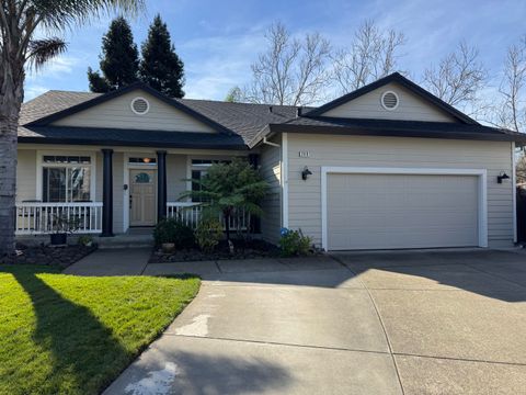 Photo of 208 Viking Court, Windsor, CA 95492 (MLS # 26-464)