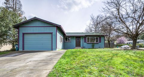 Photo of 1365 Andrew Avenue, Anderson, CA 96007 (MLS # 26-695)