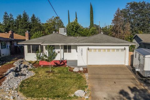 Photo of 2845 Regal Avenue, Redding, CA 96002 (MLS # 26-3453)