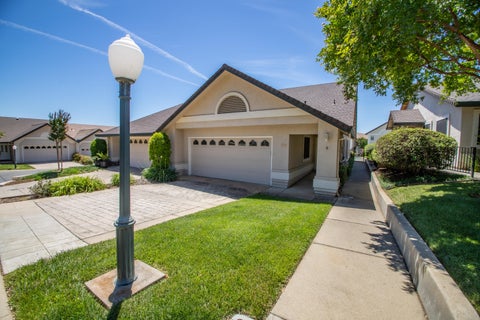 Photo of 767 Doral Trail, Redding, CA 96003 (MLS # 26-2648)