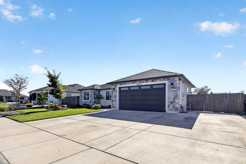Photo of 4839 Sierra Court, Anderson, CA 96007 (MLS # 26-5614)
