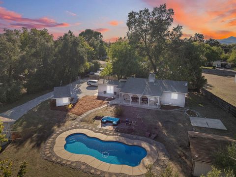 Photo of 5367 Rosswood Lane, Redding, CA 96001 (MLS # 25-4539)