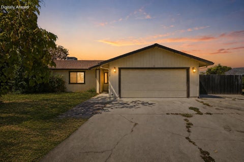Photo of 1060 Dara Court, Redding, CA 96003 (MLS # 26-4551)