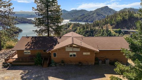 Photo of 19991 Northwoods Drive, Lakehead, CA 96051 (MLS # 26-1935)
