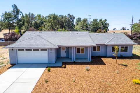 Photo of 1550 Aubrey Court, Red Bluff, CA 96080 (MLS # 26-3781)