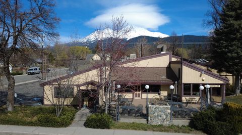 Photo of 520 N Mt Shasta Boulevard, Mount Shasta, CA 96067 (MLS # 26-1389)