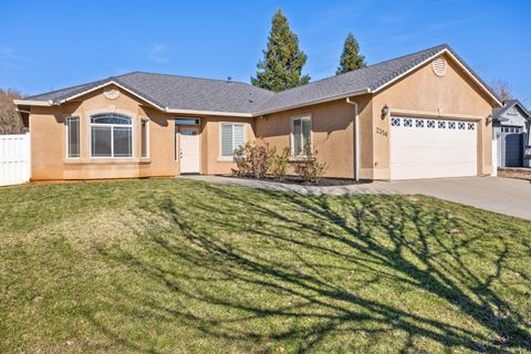 Photo of 2354 Suzette Avenue, Redding, CA 96002 (MLS # 26-529)