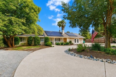 Photo of 17604 China Gulch DR, Anderson, CA 96007 (MLS # 26-3663)