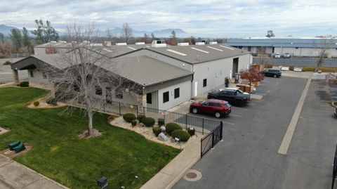 Photo of 1661 Zachi Way, Redding, CA 96003 (MLS # 25-5433)