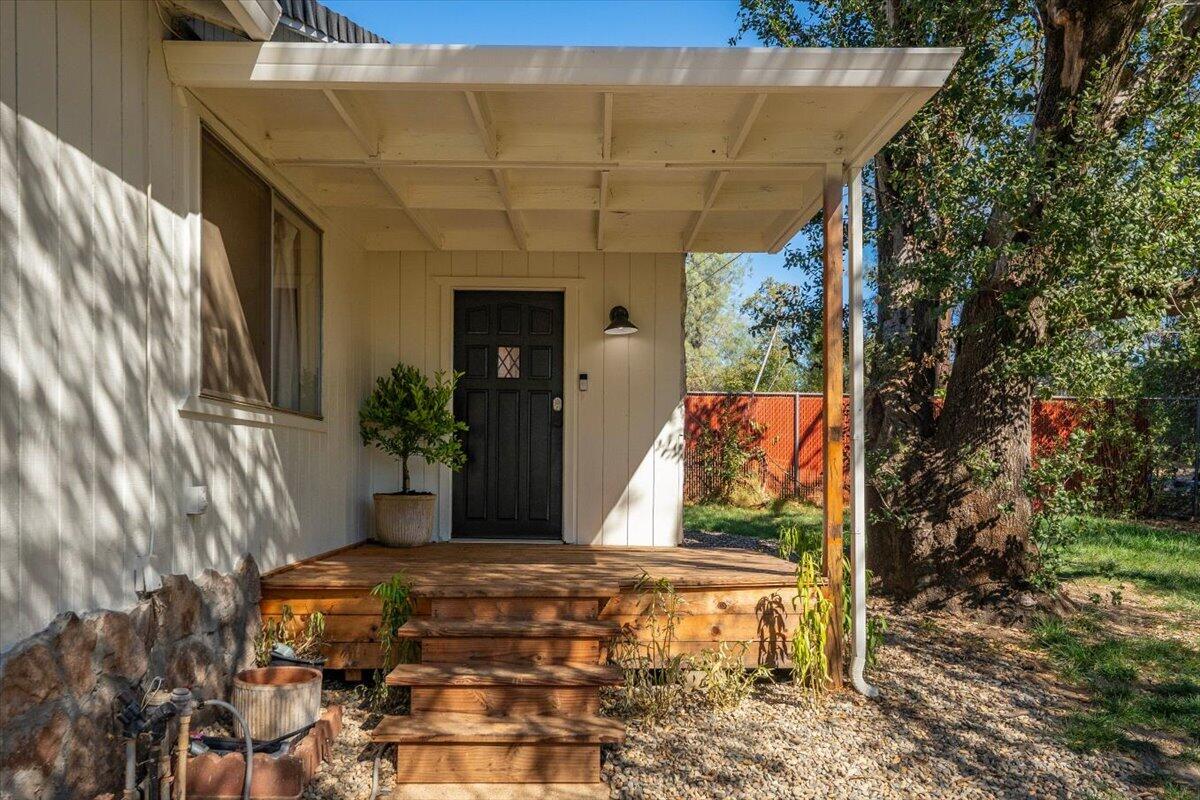 12764 Charters Lane