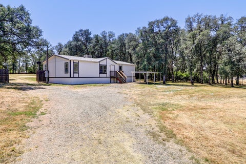 Photo of 21311 CA-299, Redding, CA 96003 (MLS # 26-3025)