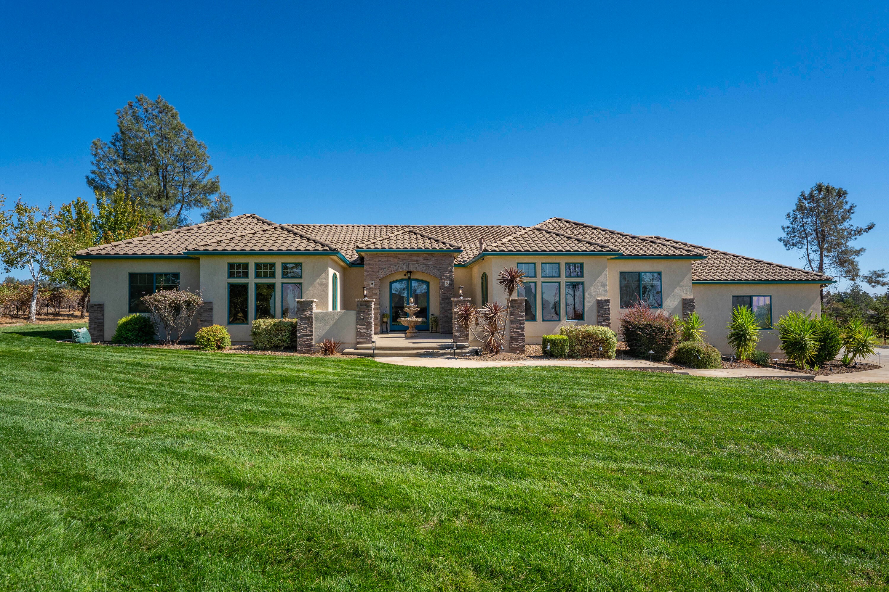 18 Tuscan Drive