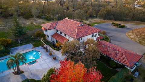 Photo of 22797 Silverlode Lane, Palo Cedro, CA 96073 (MLS # 25-4296)