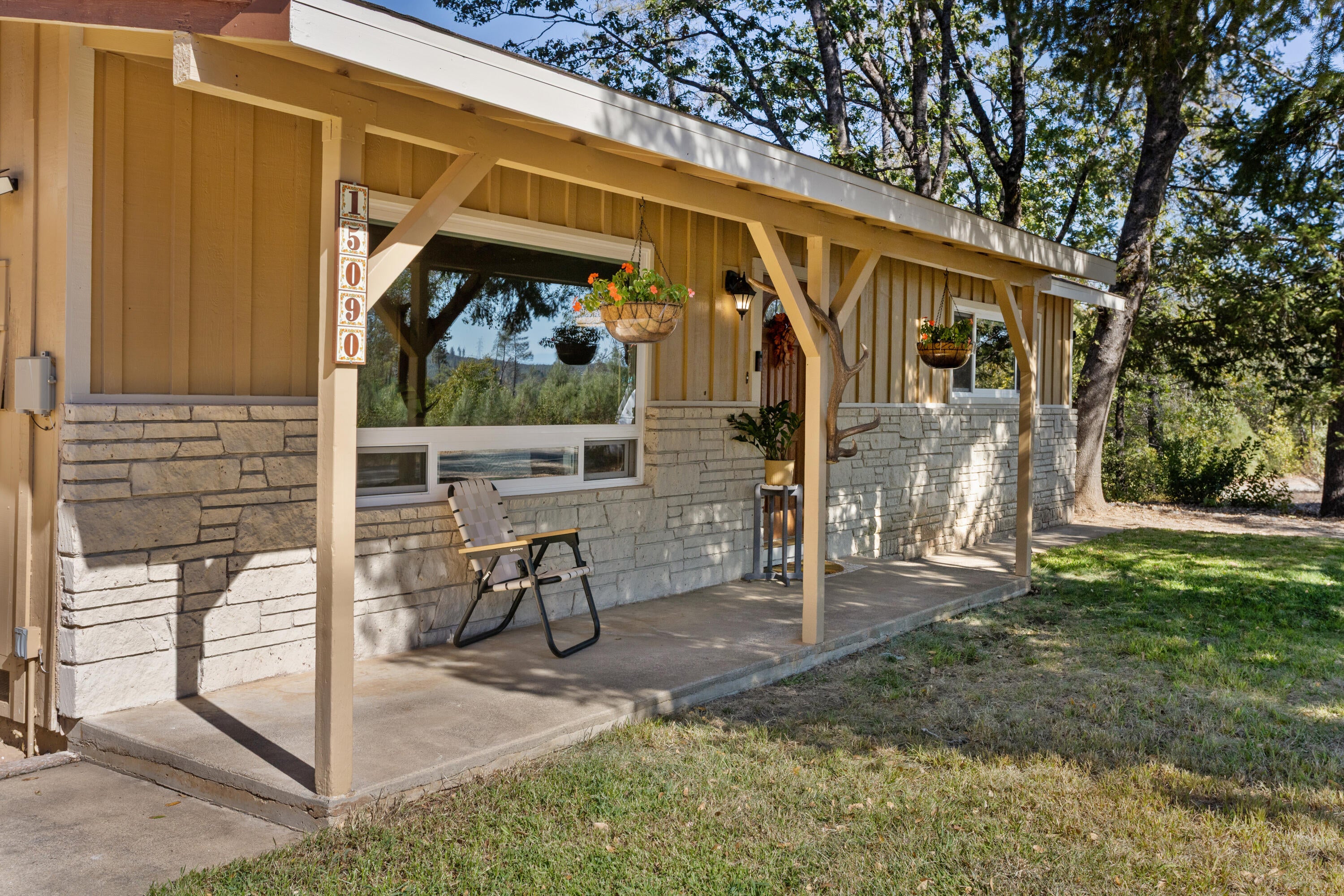 15090 Rock Creek Road