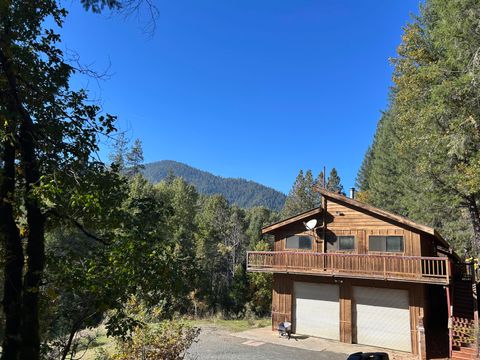 Photo of 30 Bear Canyon Road, Weaverville, CA 96093 (MLS # 25-4896)