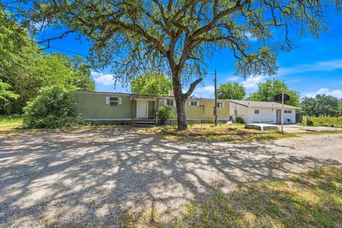 Photo of 21897 Robledo RD, Palo Cedro, CA 96073 (MLS # 26-2276)