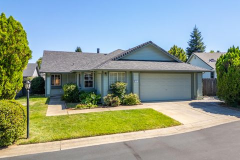 Photo of 1381 Chaos Walk, Redding, CA 96003 (MLS # 25-3845)