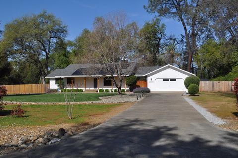 Photo of 19702 Midland Drive, Redding, CA 96003 (MLS # 26-1656)