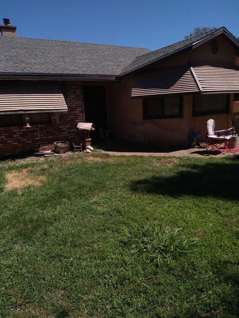 Photo of 12851 Old Oregon Trail, Redding, CA 96003 (MLS # 26-741)