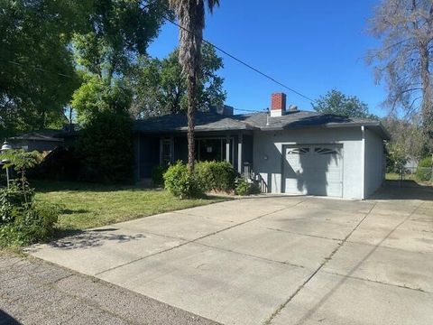 Photo of 5720 E Bonnyview Road, Redding, CA 96001 (MLS # 26-1548)