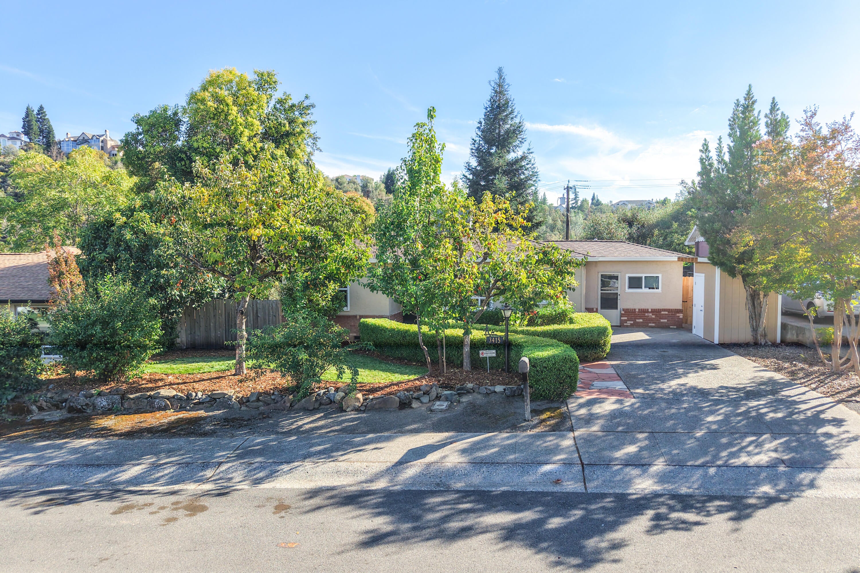 3415 Sunset Drive